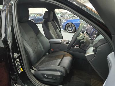 2024 BMW i5