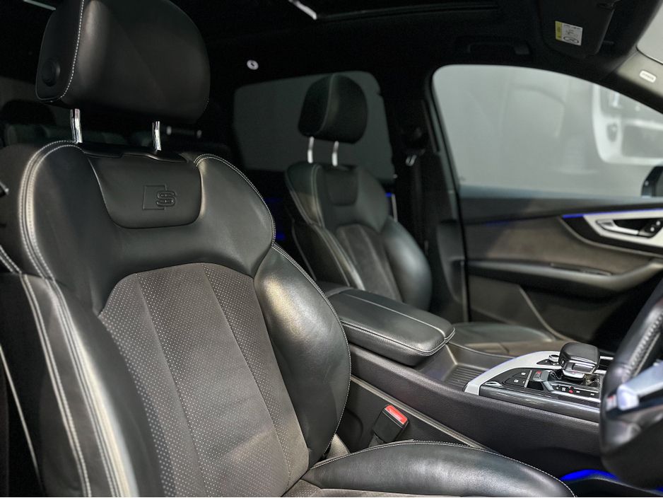 2017 Audi SQ7