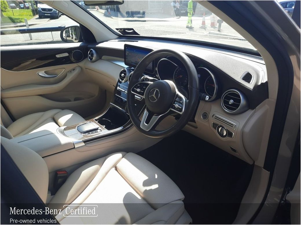 2021 Mercedes-Benz GLC Class