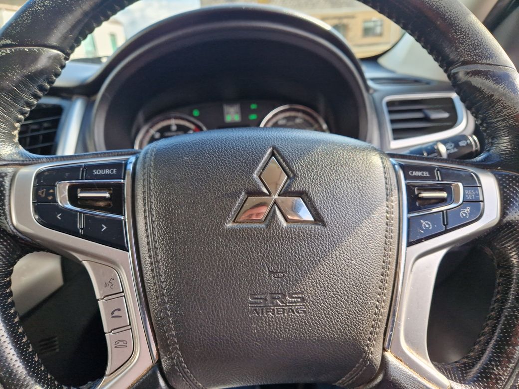 2017 Mitsubishi L200