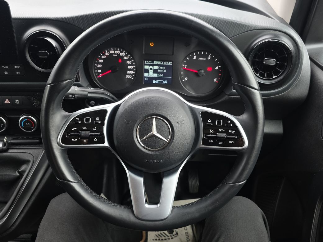 2025 Mercedes-Benz Citan
