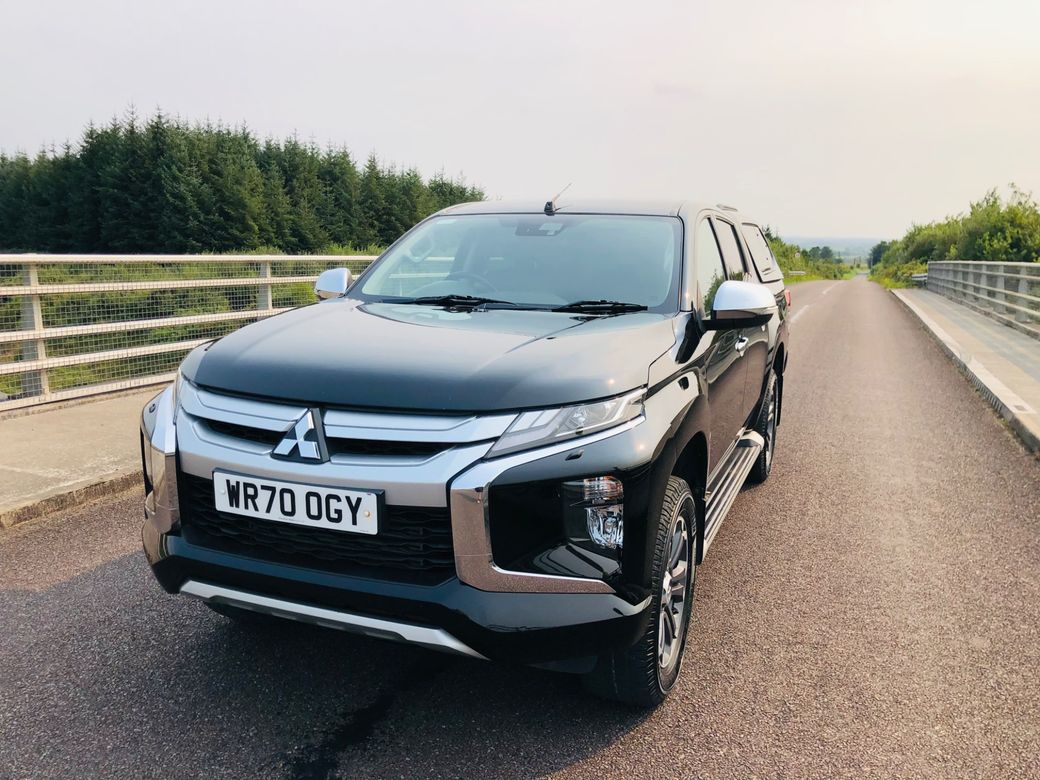 2020 Mitsubishi L200