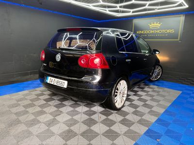 2004 Volkswagen Golf