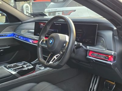 2024 BMW i7