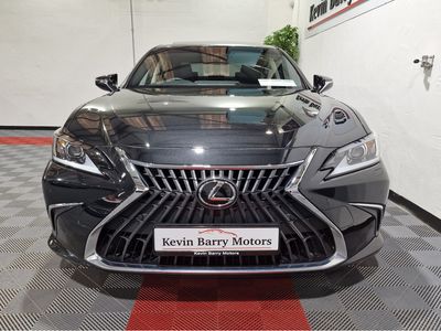2022 Lexus ES 300h