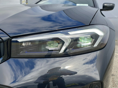 2023 BMW 330