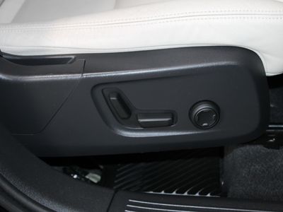 2020 Volvo XC40