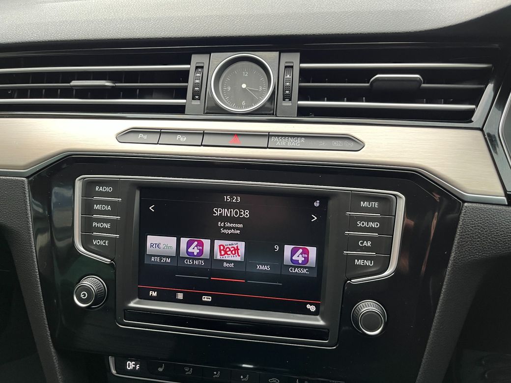 2016 Volkswagen Passat