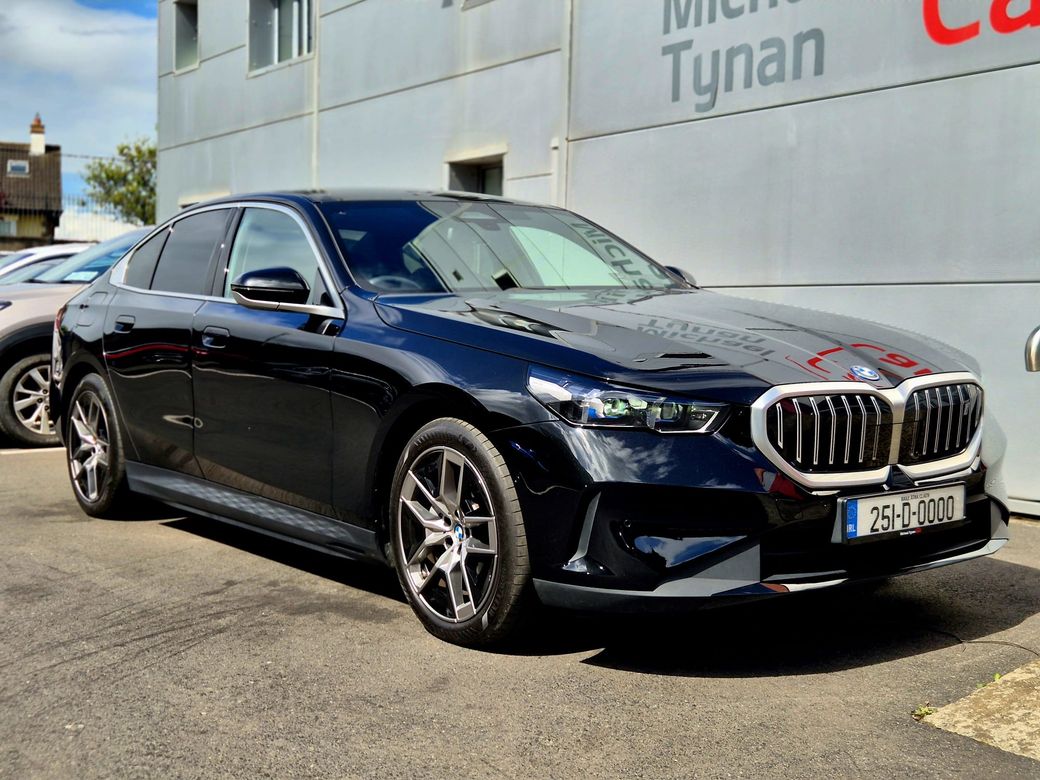 2025 BMW i5