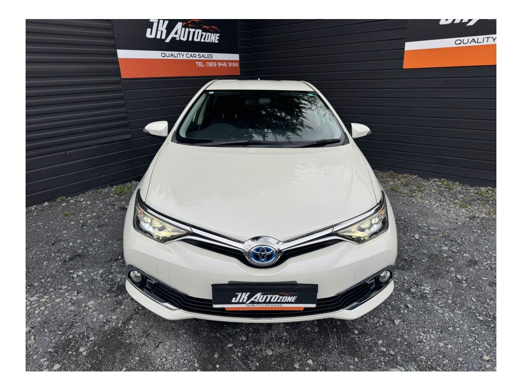 2017 Toyota Auris