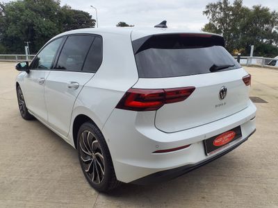 2023 Volkswagen Golf