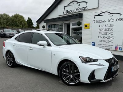 2018 Lexus IS 300h
