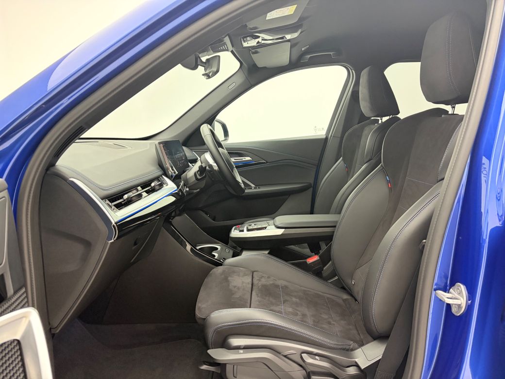 2025 BMW X1