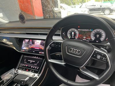 2024 Audi A8