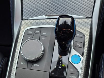 2022 BMW i4