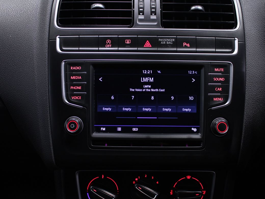 2017 Volkswagen Polo
