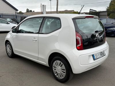 2015 Volkswagen up!