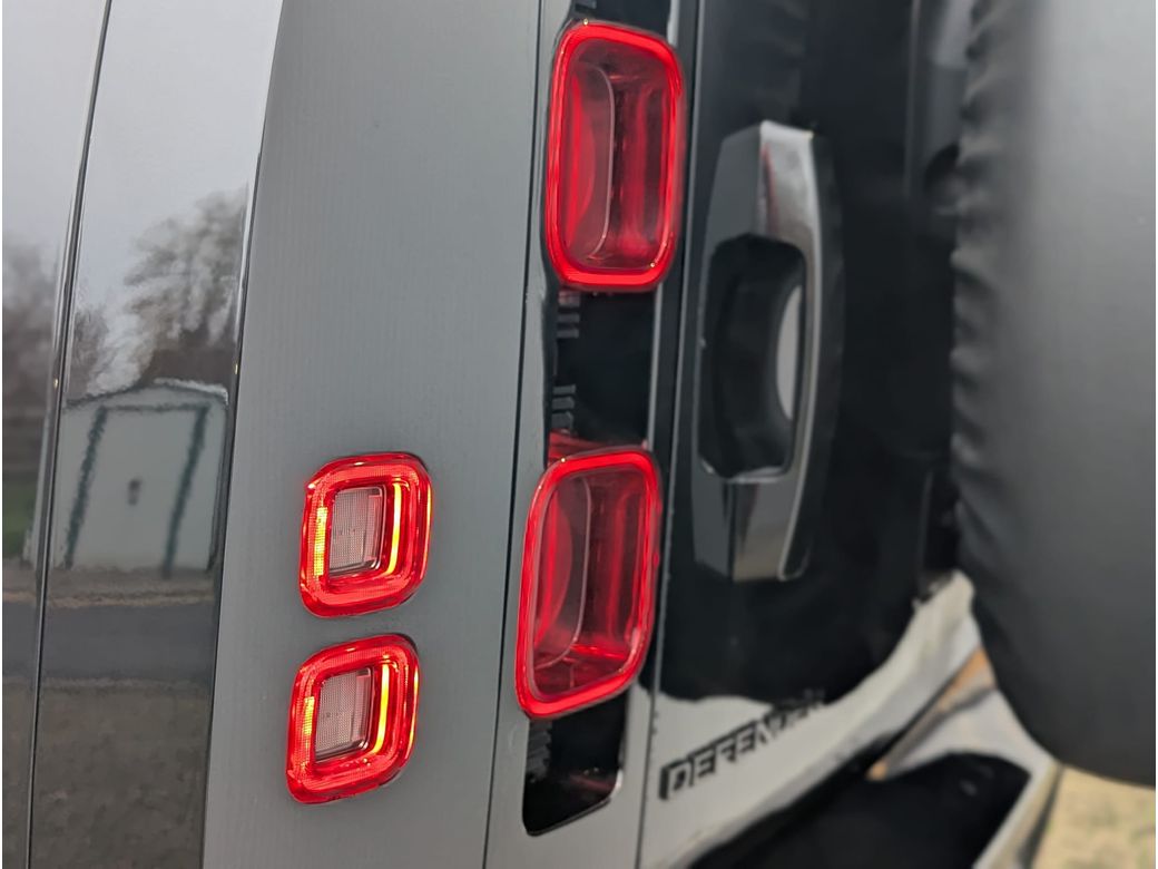 2025 Land Rover Defender