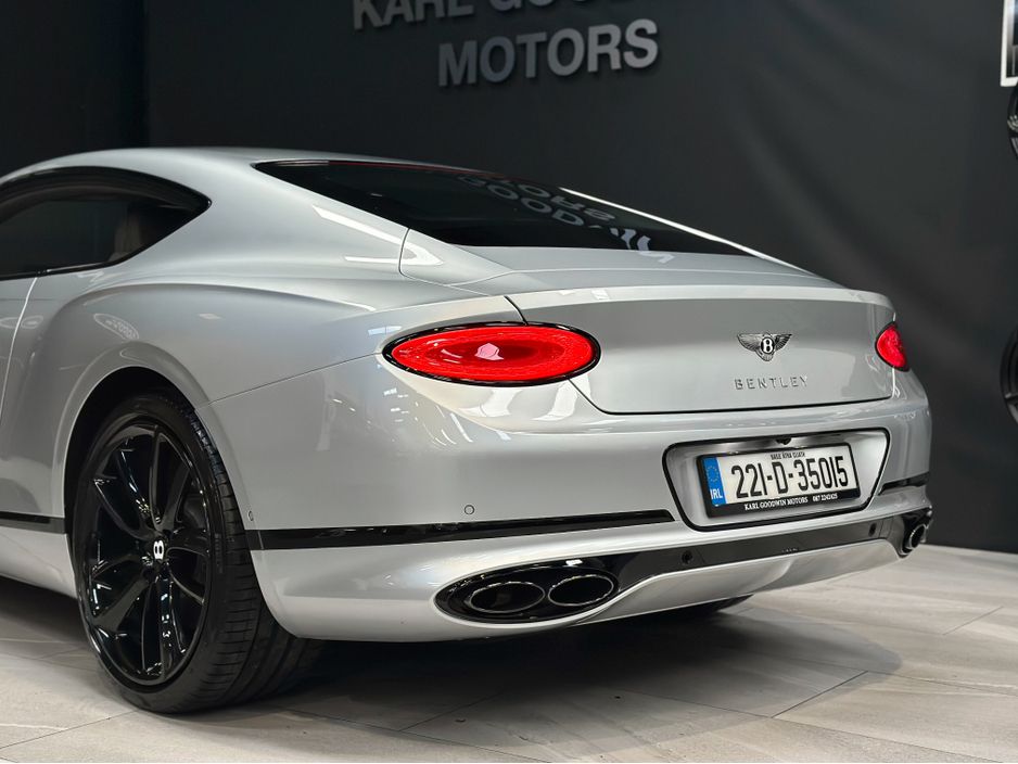 2022 Bentley Continental