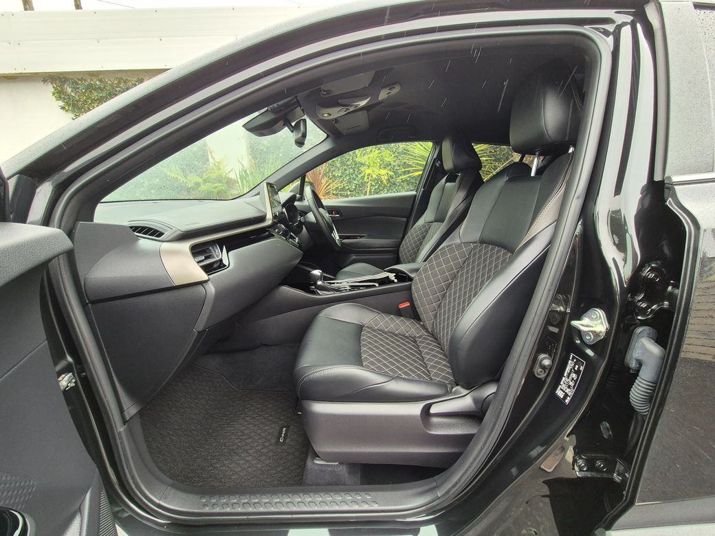 2023 Toyota C-HR