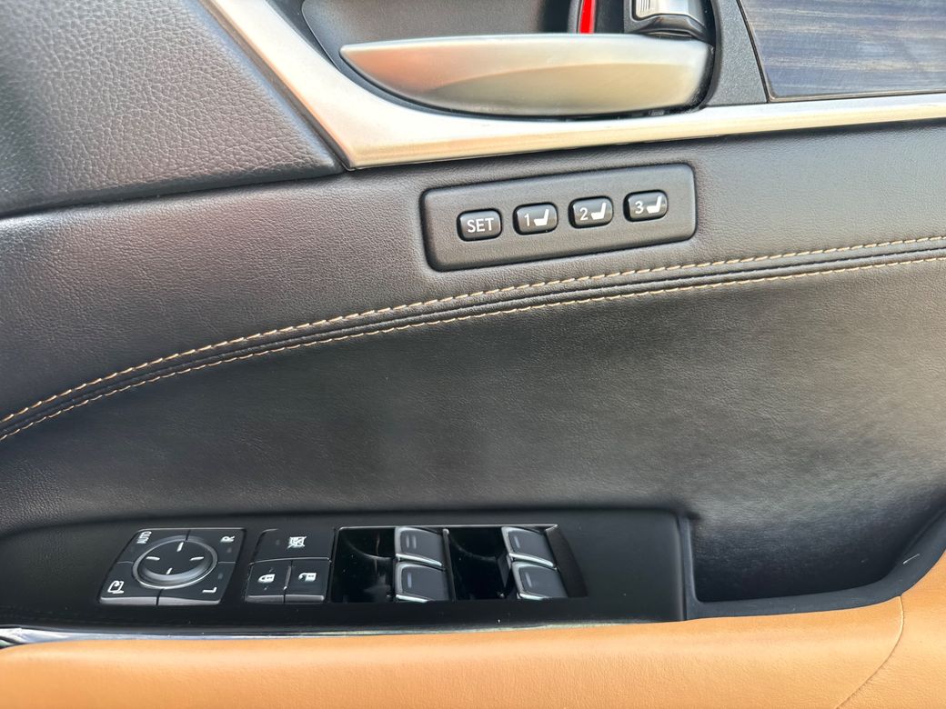 2017 Lexus GS 300H