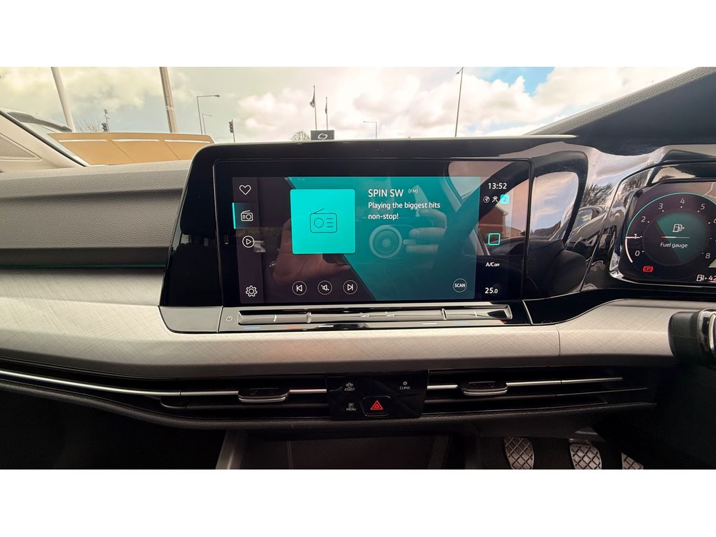 2023 Volkswagen Golf