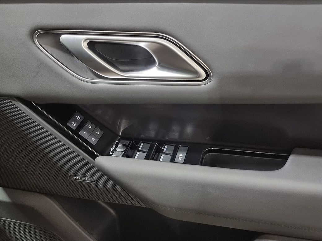 2026 Land Rover Range Rover Velar