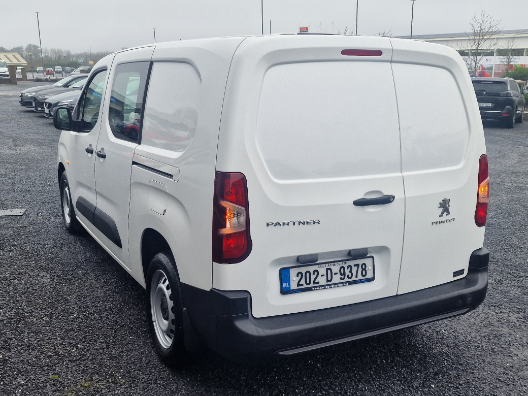 2020 Peugeot Partner