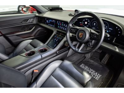 2022 Porsche Taycan