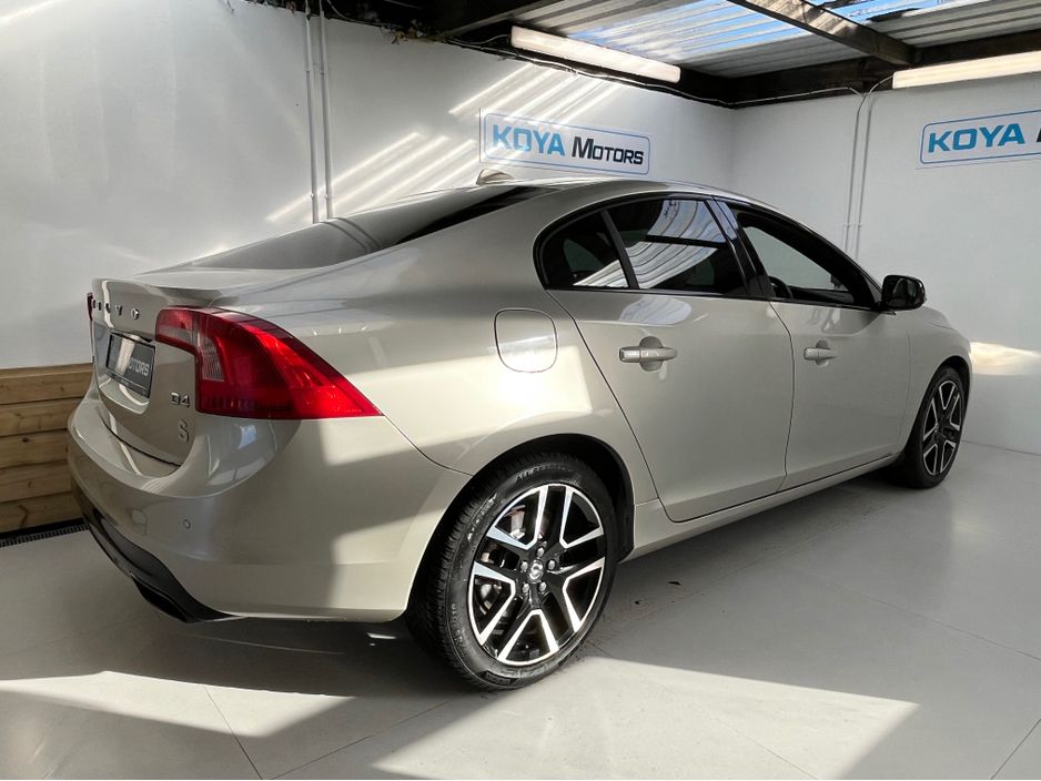 2016 Volvo S60