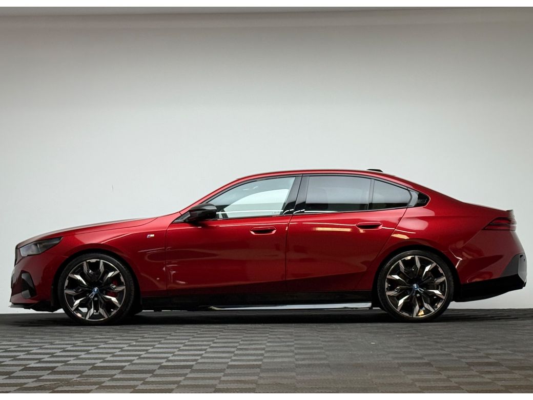 2024 BMW i5