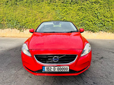 2015 Volvo V40