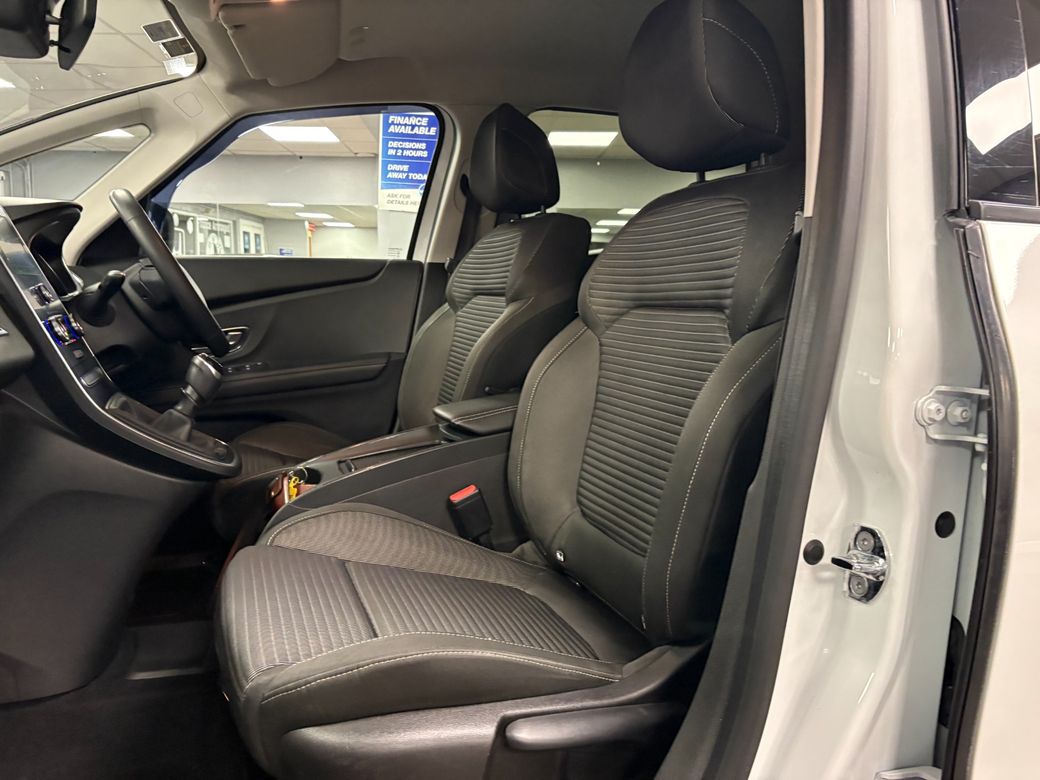 2021 Renault Grand Scenic