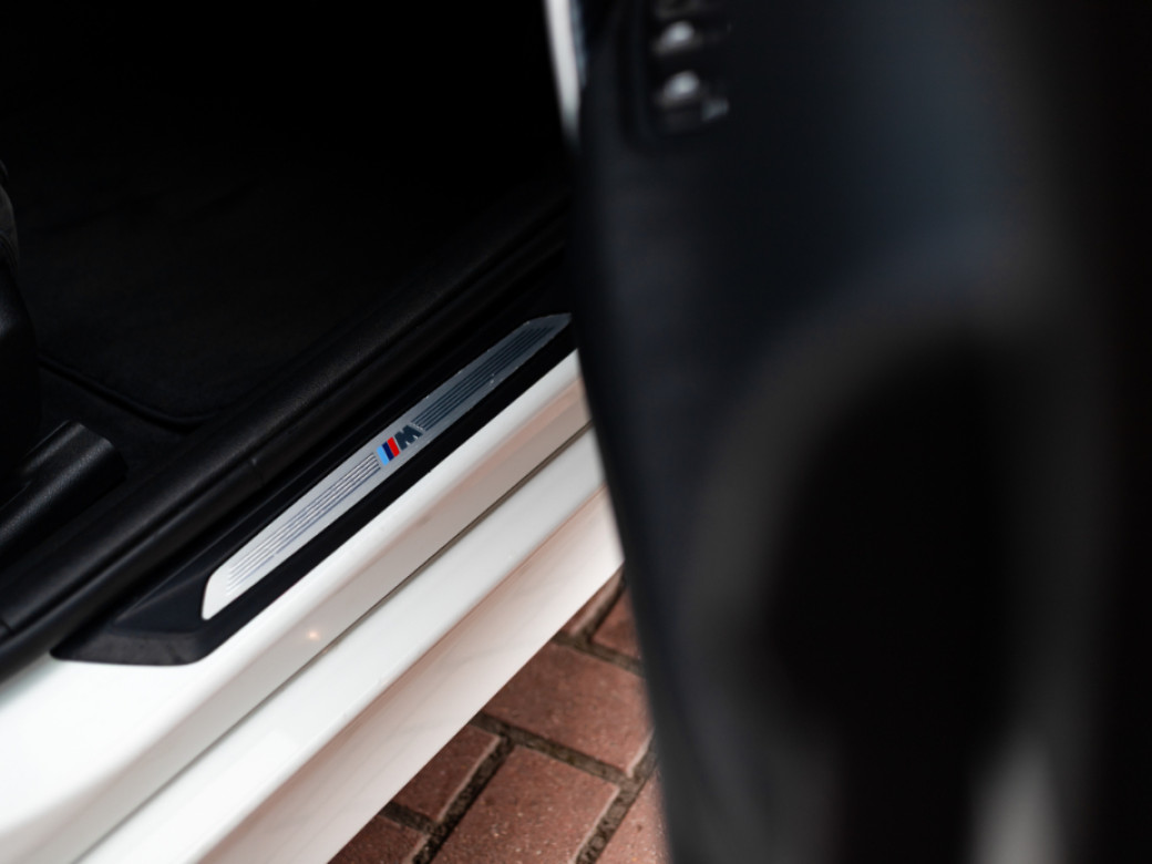 2015 BMW 320