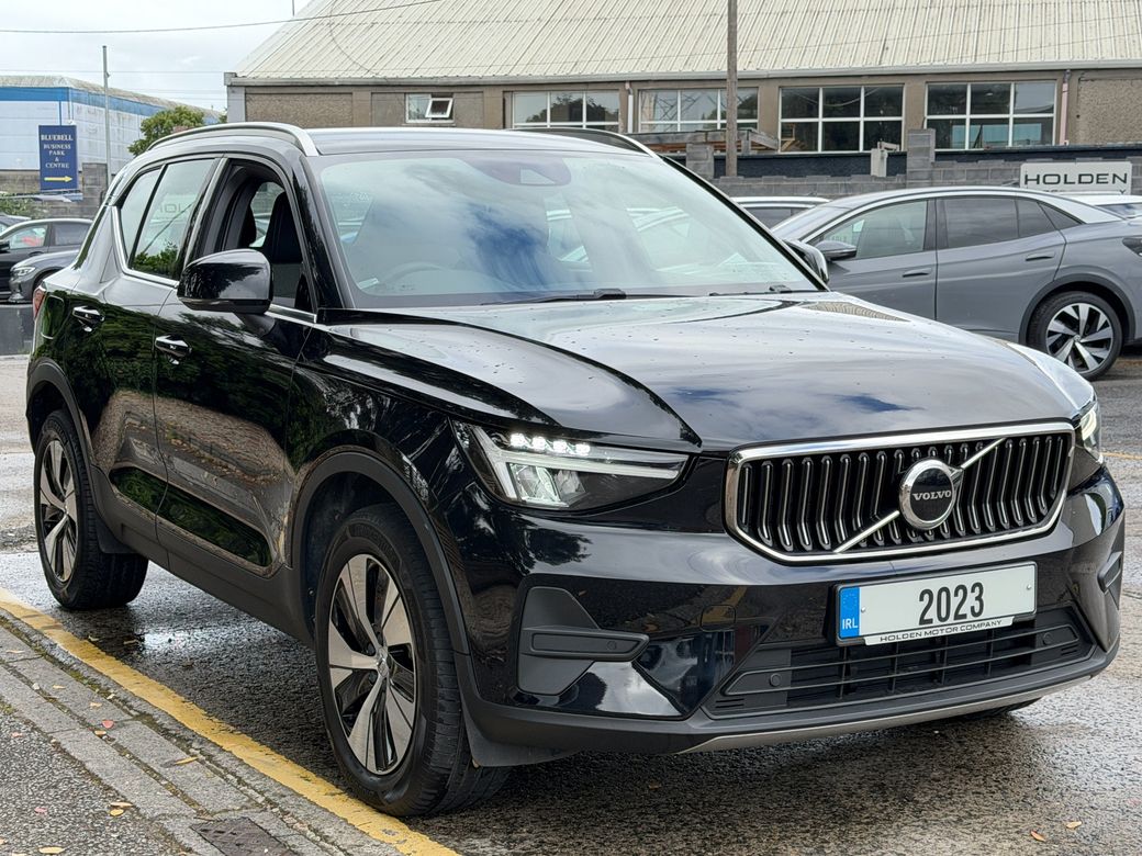 2023 Volvo XC40