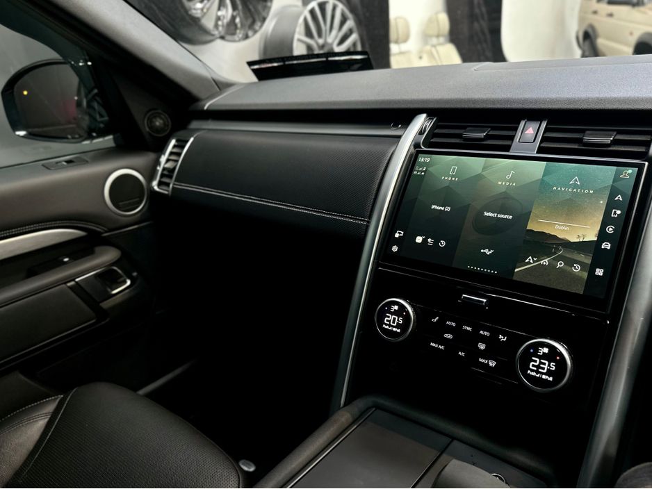 2023 Land Rover Discovery