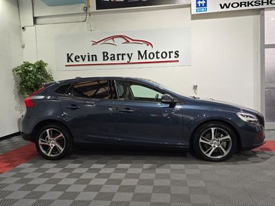 2018 Volvo V40