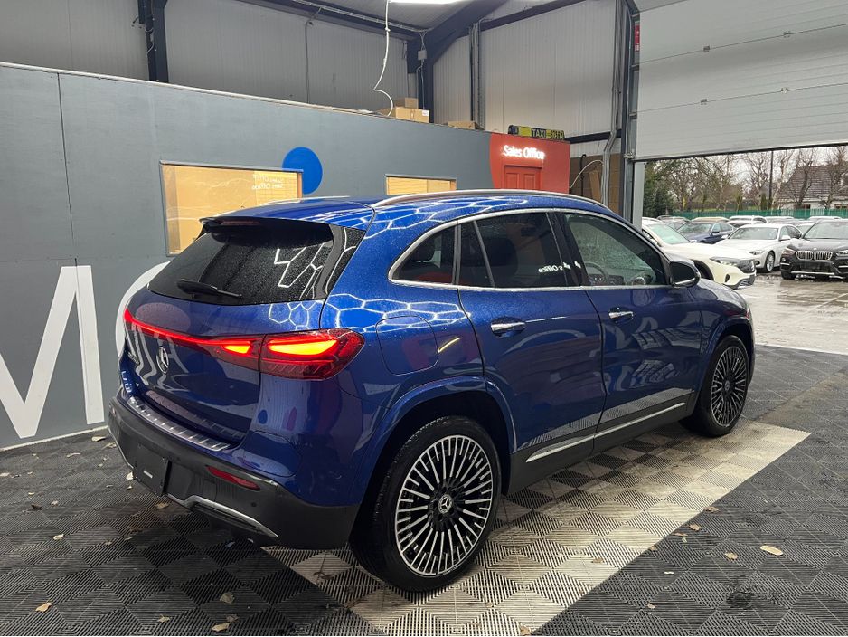 2025 Mercedes-Benz EQA