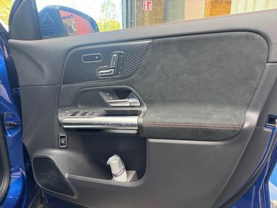 2025 Mercedes-Benz EQA