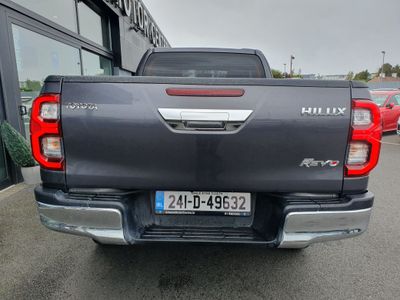 2024 Toyota Hilux