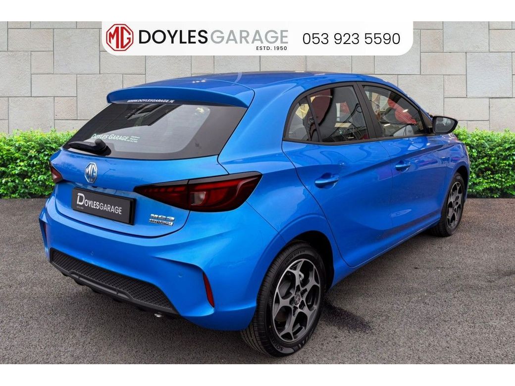 2025 MG MG3