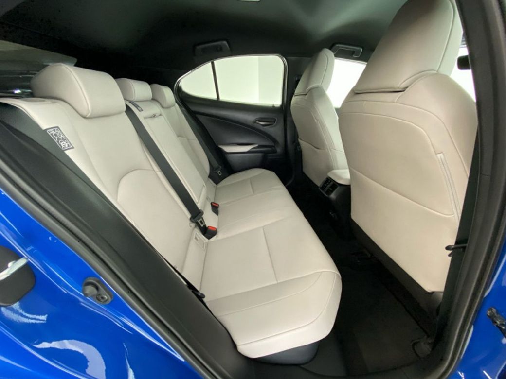 2022 Lexus UX 250H