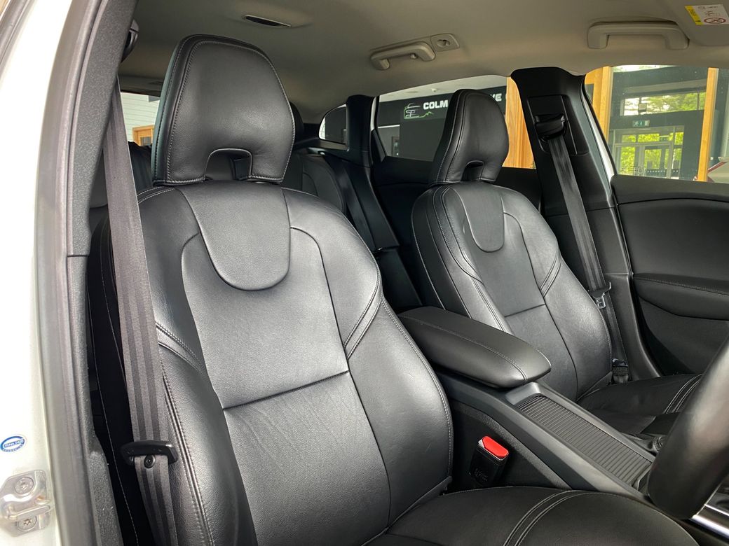 2015 Volvo V40