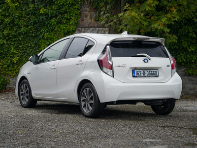 2016 Toyota Aqua