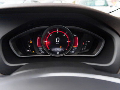2016 Volvo V40