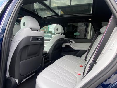 2025 BMW X5