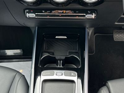 2025 Mercedes-Benz GLB Class