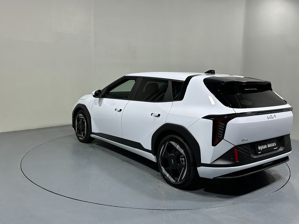 2026 Kia EV4