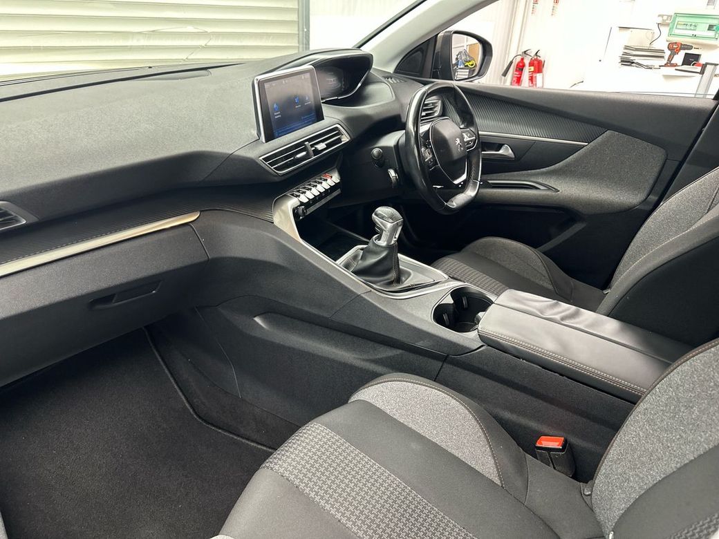 2018 Peugeot 3008