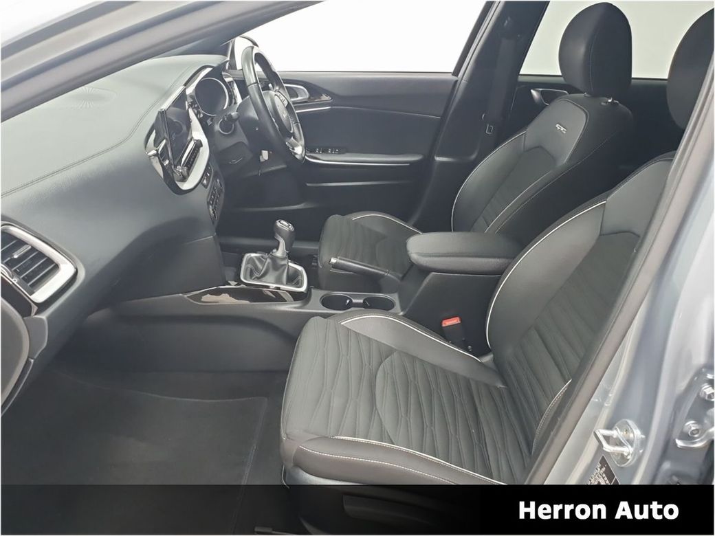 2023 Kia Ceed